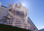 Coelostat mirror and sun atop the VTT